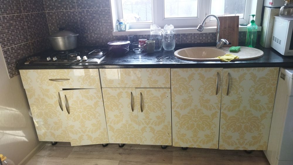 Продам кухонный гарнитур б/у