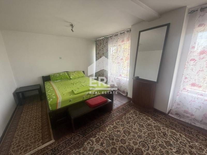 Дава се под наем Къща в с. Щръклево, Област Русе - 500 кв.м за 548.25 € - Снимка #5