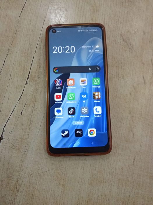Продам смартфон Oppo б/у в хорошем состоянии