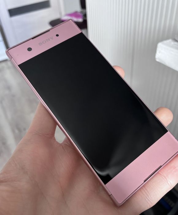 Sony  с документами,  полностью  рабочий
