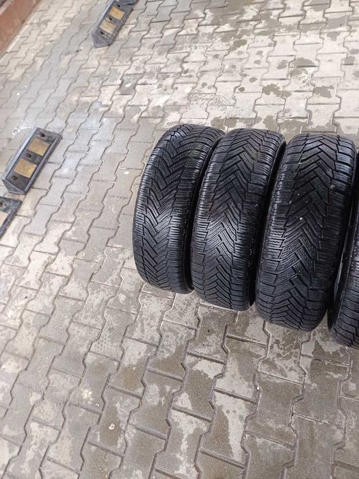 ОРИГИНАЛНИ зимни гуми MICHELIN за VW Golf 7
