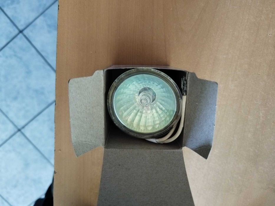 6 LED лунички Philips на  12волта с трафове и рингове комплект