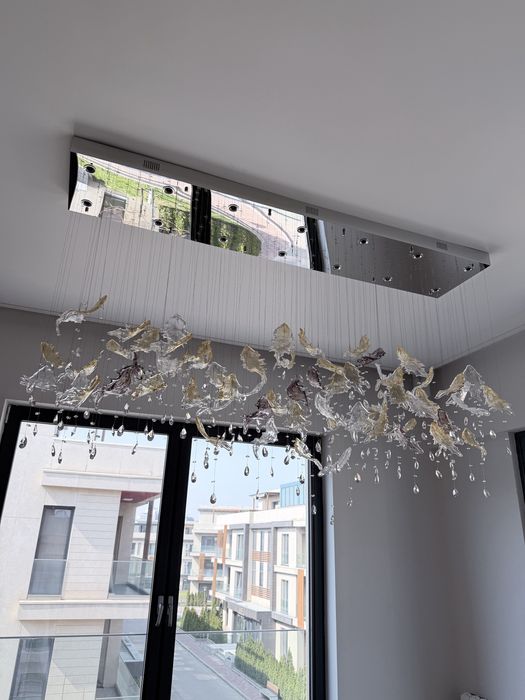 Люстра хрусталь почти как новая