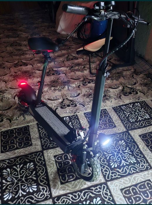 Samokat skuter obmen bor Iphone ga 13 tepasiga