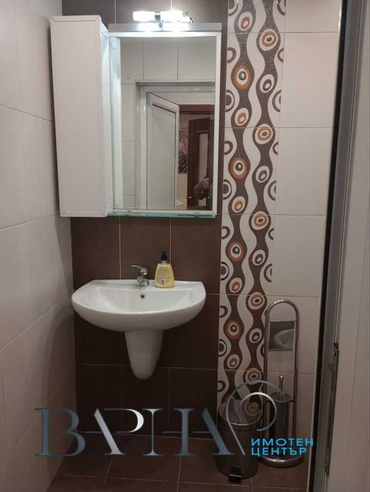 Дава се под наем Едностаен апартамент в Варна, Център - 35 кв.м за 336.6 € - Снимка #12