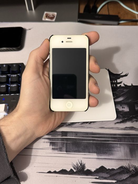 iPhone 4S в нормальном состоянии