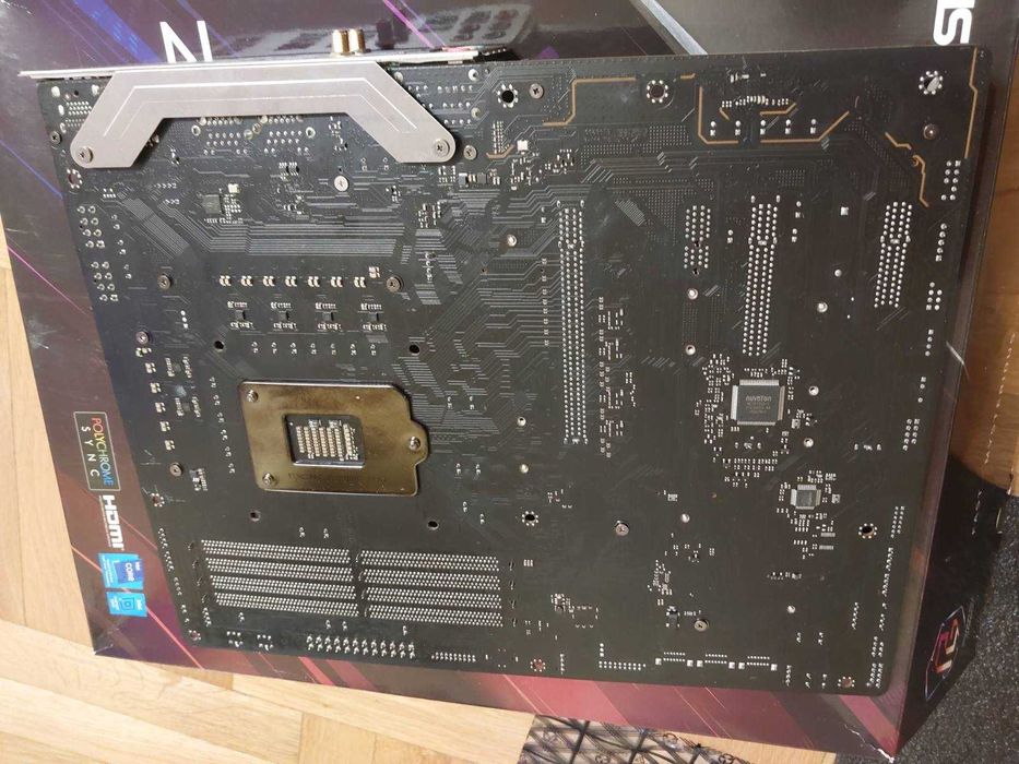 Intel Core i7 11700F + AsRock Z590 PG Velocita Wi-Fi