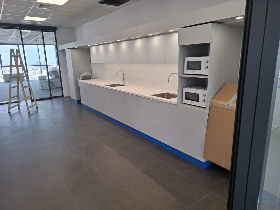 Проектиране и изработка на мебели по поръчка