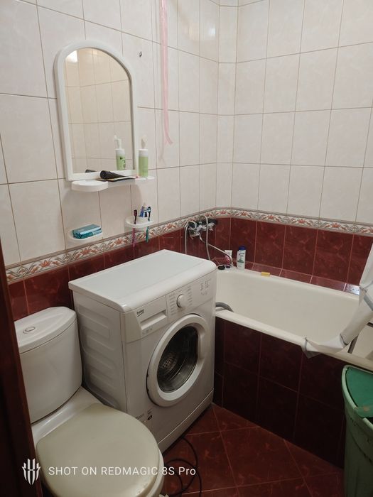 Продам квартиру 3-х комнатную