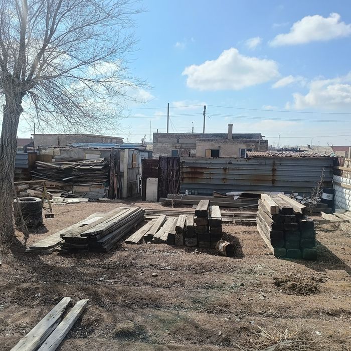 Продается бокс с земельн