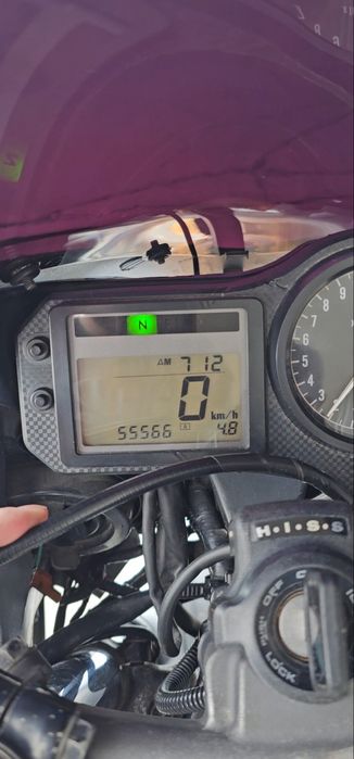 Honda CBR F4i cauta Pilot nou