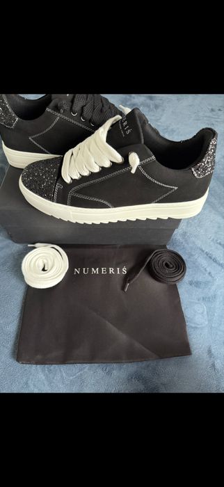 Numeris Black Crystal / Premium / 2026