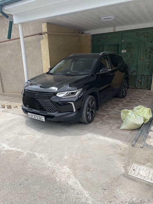 Tracer 2 premier  2023 yil kelishamz prabeg 77700