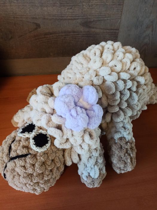 Играчка овцата Доли