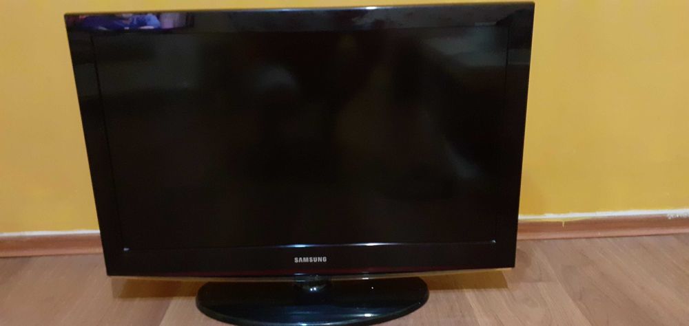 Телевизор Samsung