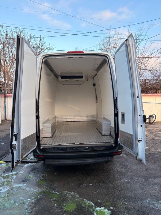 Mercedes sprinter