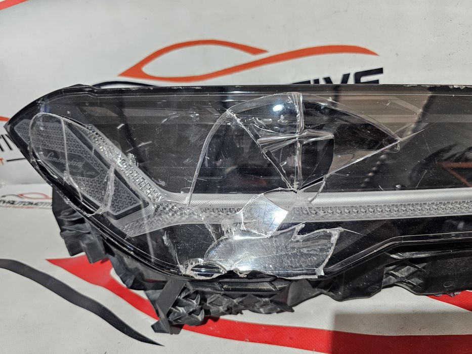 Far dreapta led Lamborghini Urus cod 4ML941036C