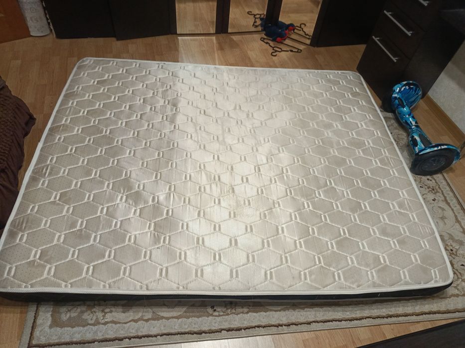 Матрас двухспальный