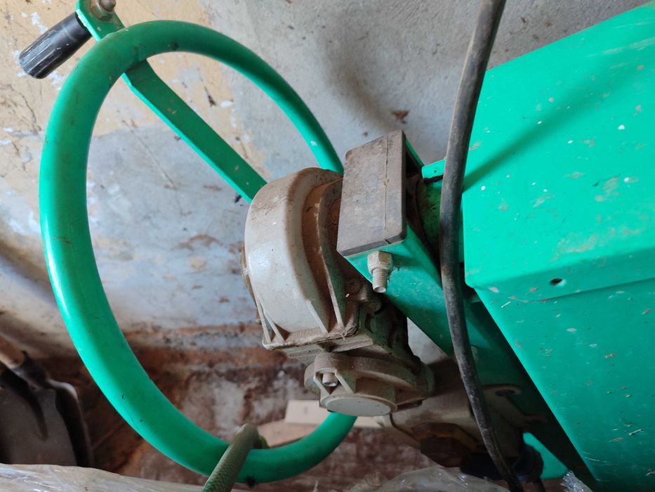 Италианска професионална бетонобъркачка  IIMER 190 LITER... почти НОВА