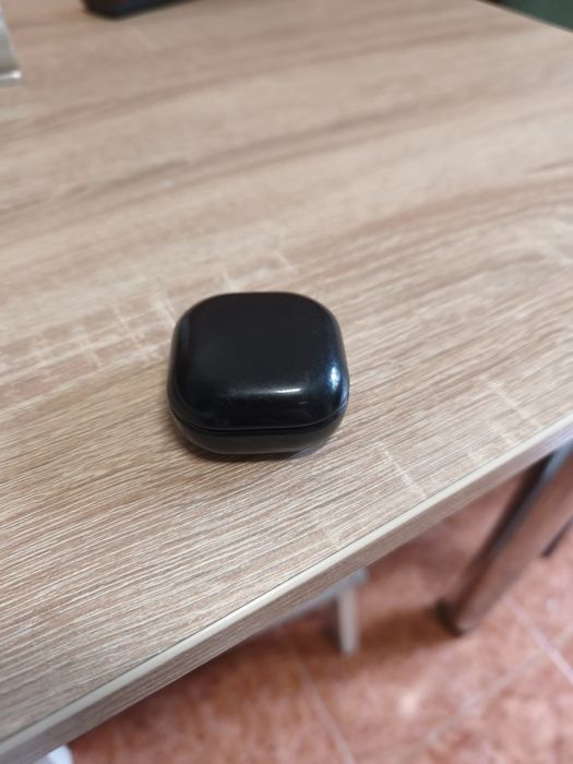 Samsung Galaxy buds live