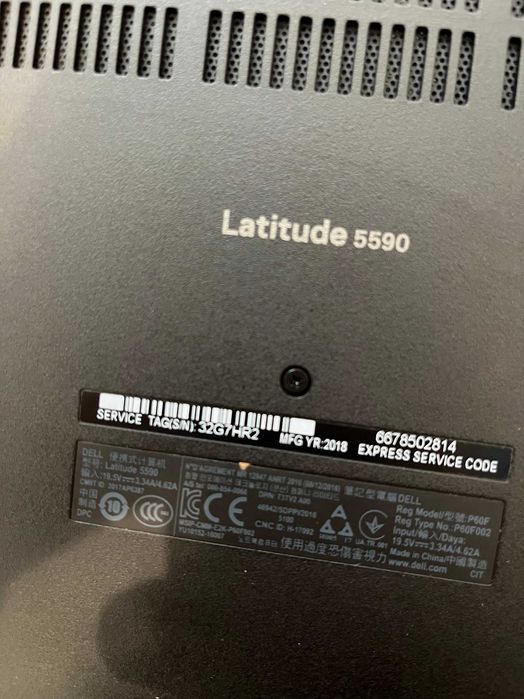 лаптоп Dell Latitude 5590 професионална серия