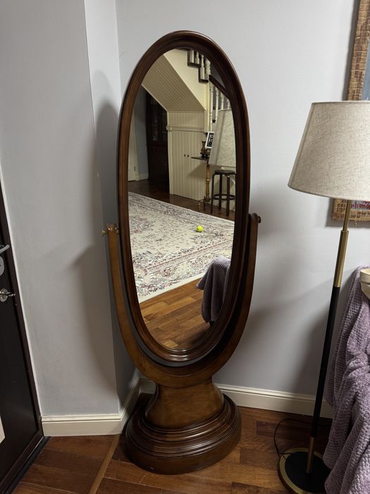 Зеркало раритет очень красивое