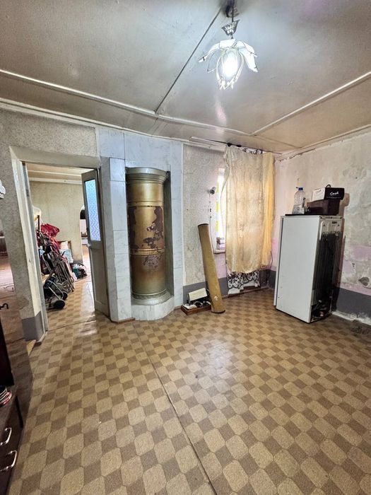 Бузиб қайта қуриш учун 2,5 сотих ер сотилади