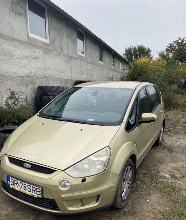 Ford S Max.