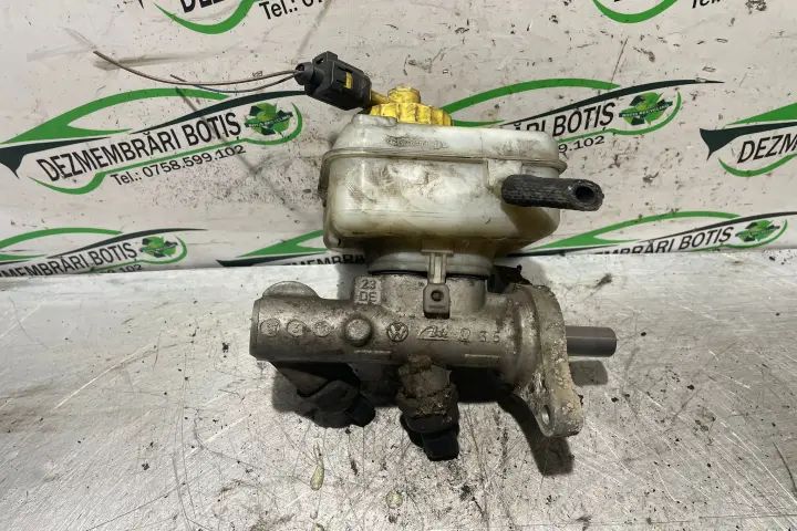 Pompa servofrana 03 3508 84591 Volkswagen VW Golf 2000 1.4 MT (75 hp)