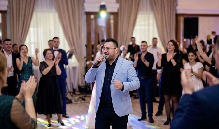 Alex Cery și Formația – Muzică live pentru nunți, botezuri și evenimente private