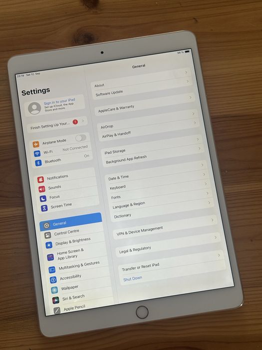 Ipad Pro 10,5. Gold ( A1701) . Stare foarte buna