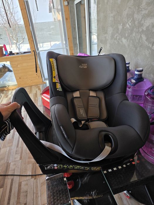 britax romer dualfix m i size scaun auto