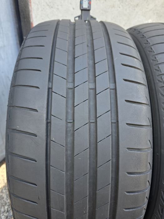 Vând două anvelope de vara Bridgestone  225 50 17 dot 0421