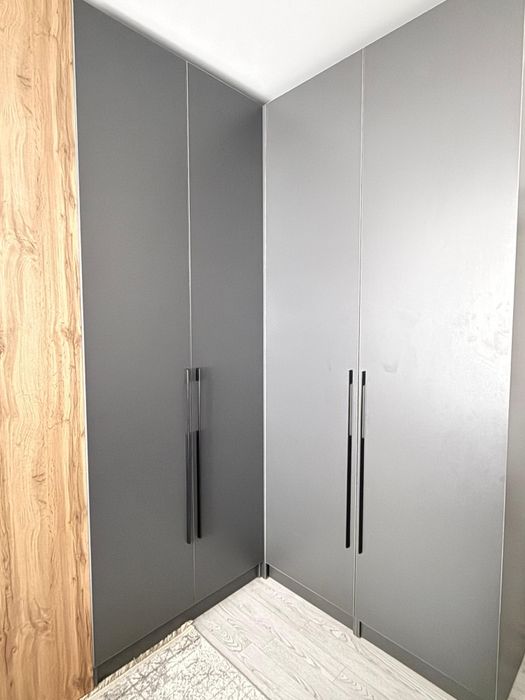 Угловой шкаф с тумбой