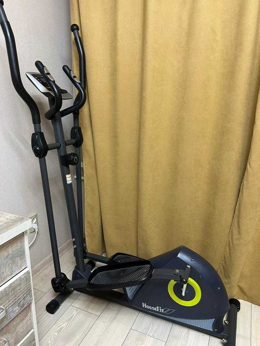 Эллиптический тренажёр