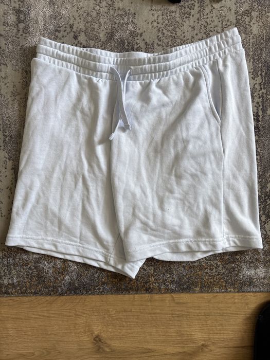 Pantaloni scurti vara