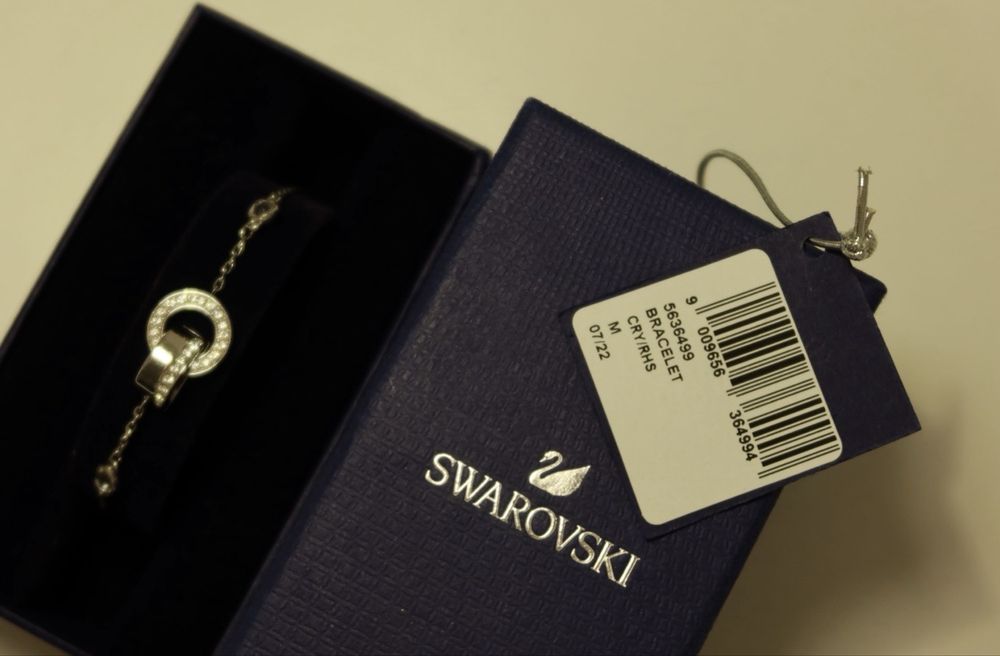 Swarovski гривна с кристали