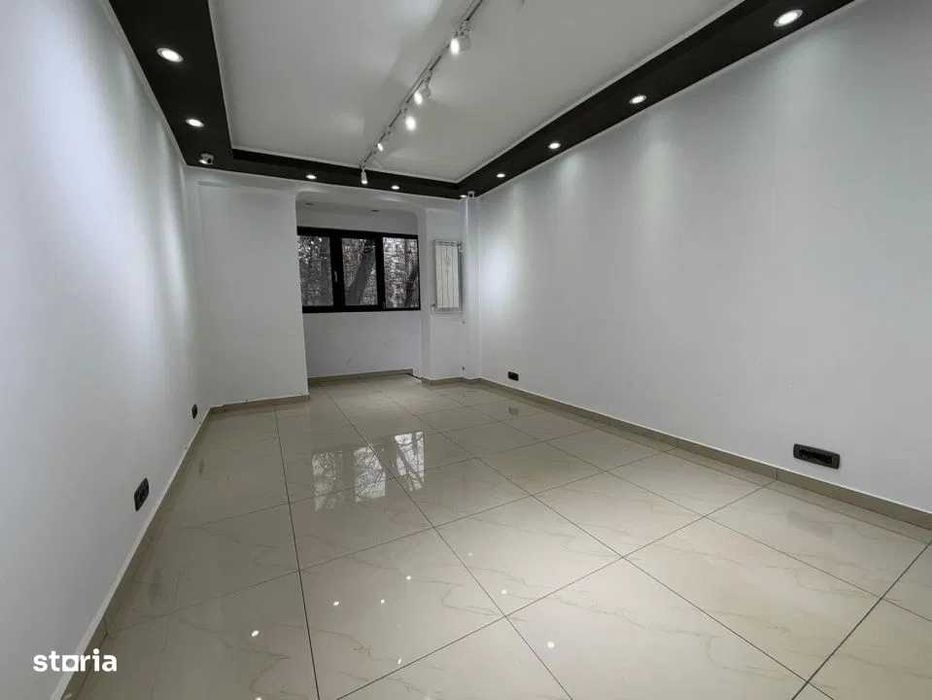Proprietar - Spatiu Comercial Stradal 42 Mp VAD Vitrina Metrou Brancusi Renovat Barber Shop Salon Cabinet Birou
