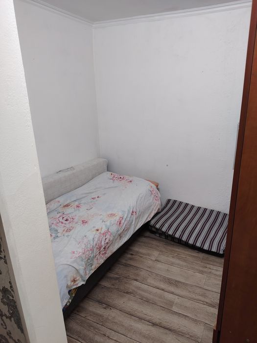 Продам квартиру в центре Ащибулака
