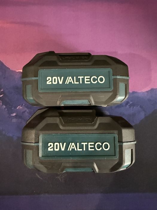Продаётся аккумулятор Alteco