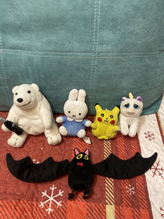 Игрушки медведь заяц кола пика чу летучая мышь единорог новый год