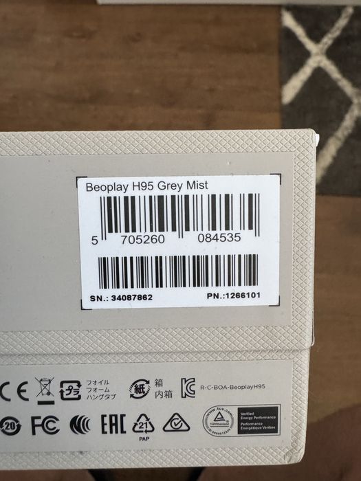 Vand casti Bang&Olufsen H95 Beoplay Grey Mist ca noi