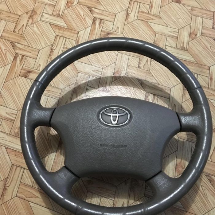 Продам руль на Toyota Land Cruiser 100 б/у