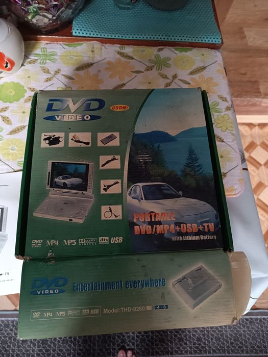 Продам для машины двд