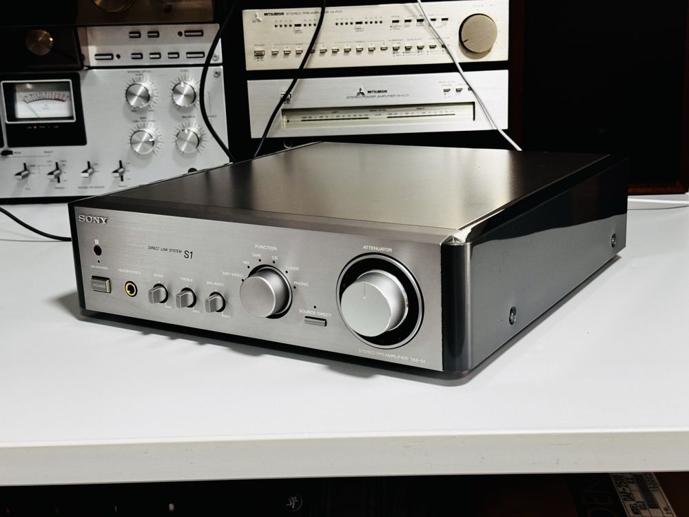SONY TAE-S1  /  プリアンプ Audiophile Sony TAE-S1 Preamplifier + Sony RM-S1 Remote