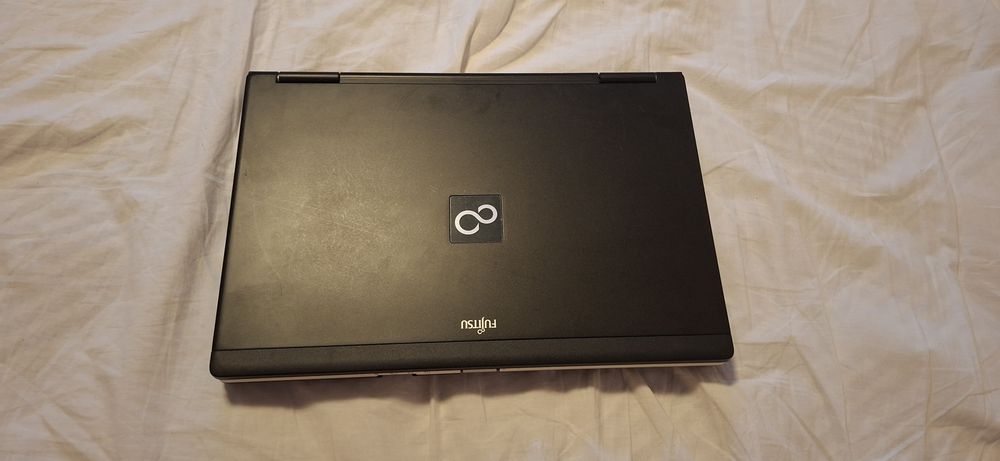 Fujitsu Lifebook E780 | SSD 120GB Kingston, 4GB RAM | Servisat & Testat