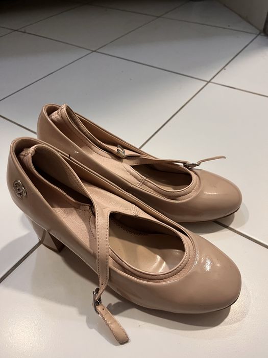 Туфли розово бежевые