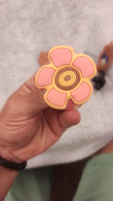 Lampa Ikea pt cameră copil plus mânere dulapior copil