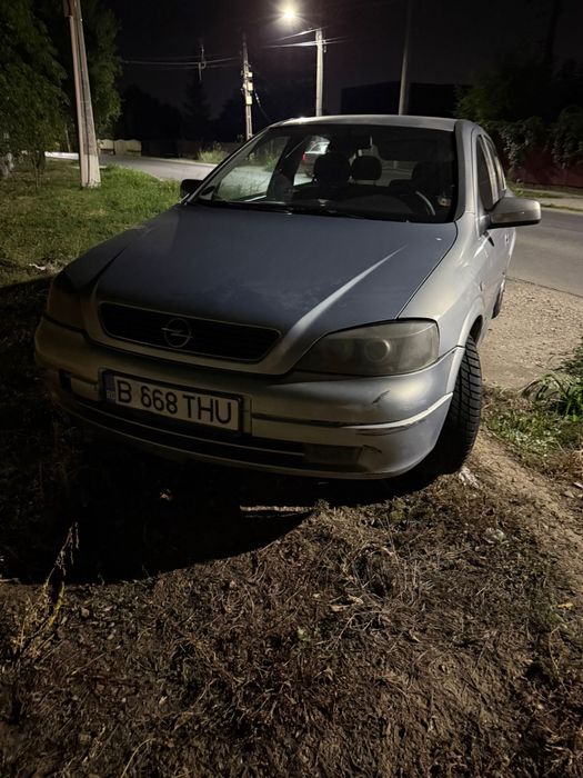 Vand opel astra 1.6 benzina pentru dezmembrat