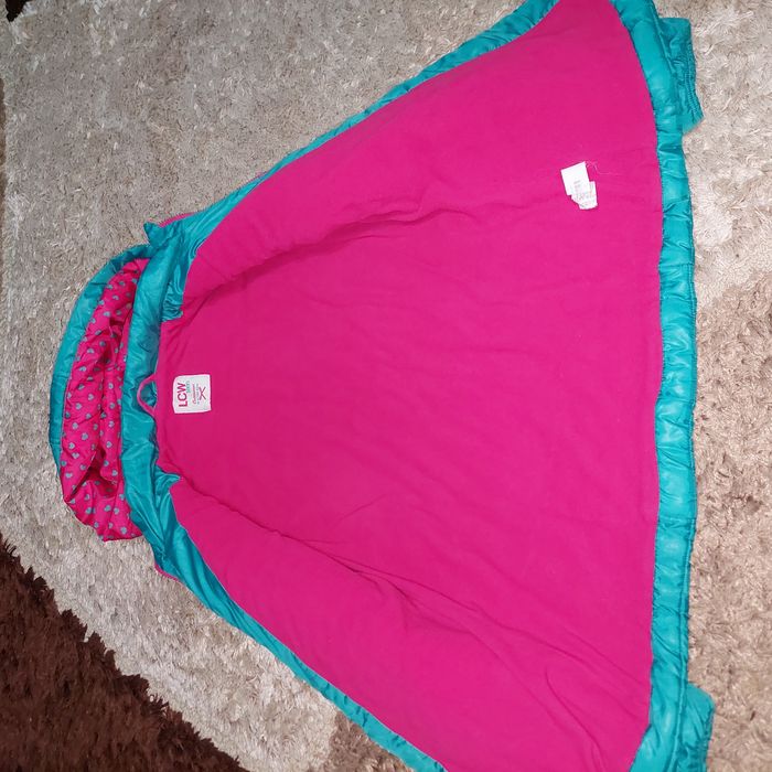 Продам демисезонную куртку